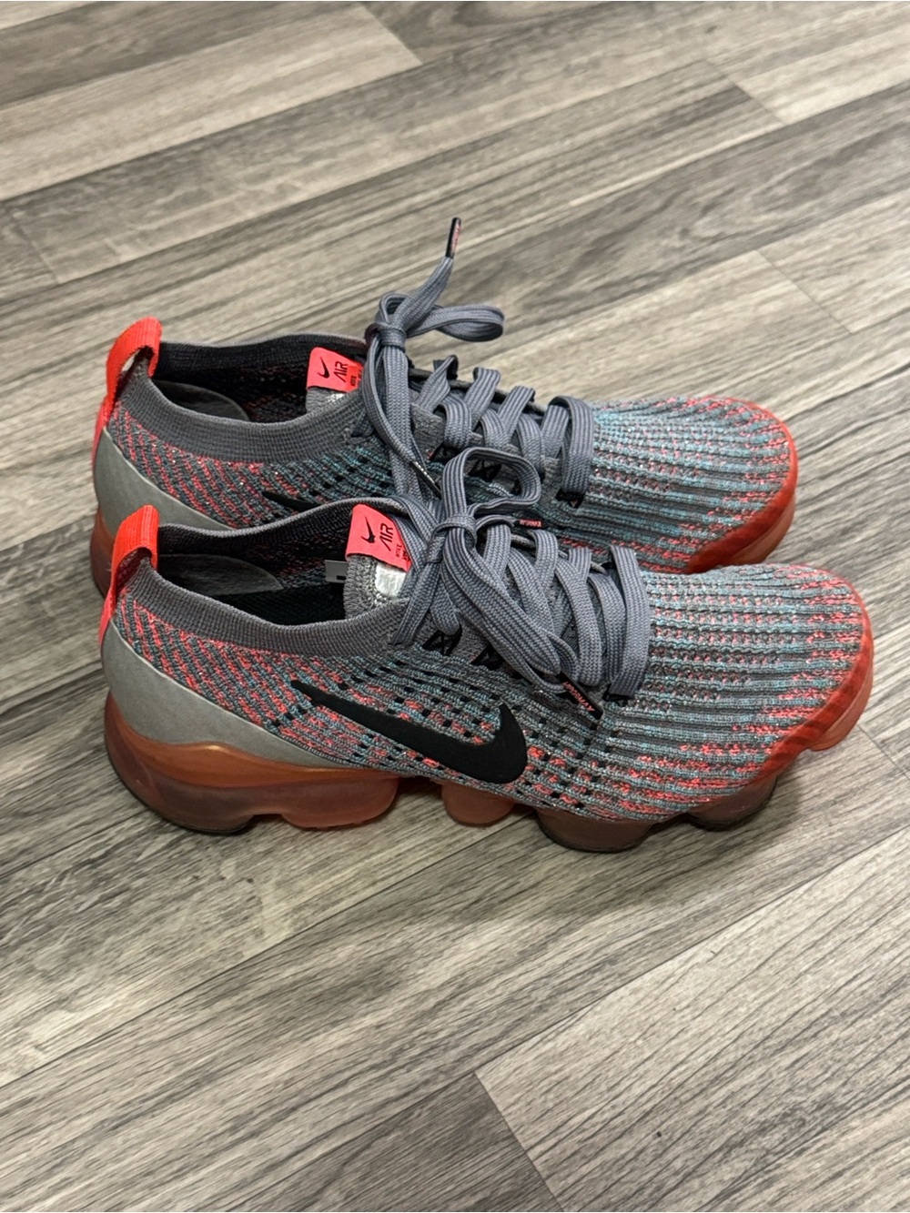 Nike Air Vapormax Flyknit 3 Flash Crimson women’s sz 6.5